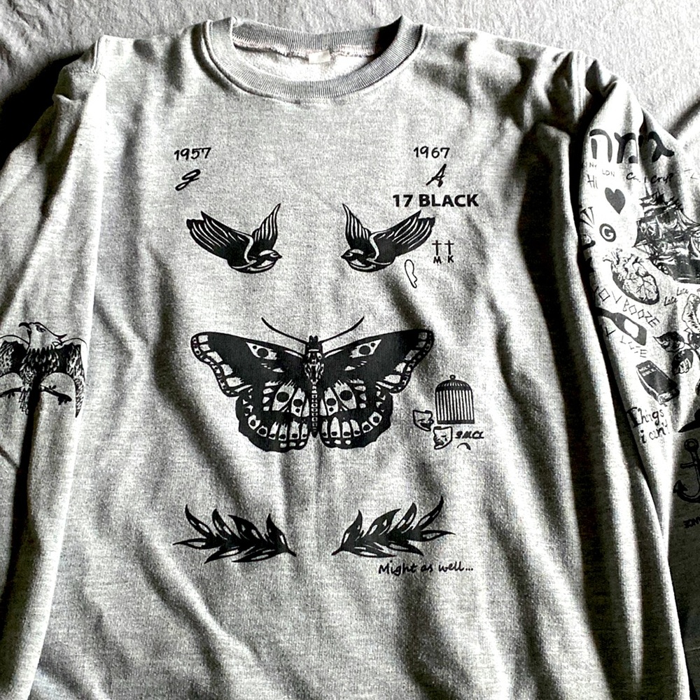 Tattooed Crew Sweatshirt W’s size: M